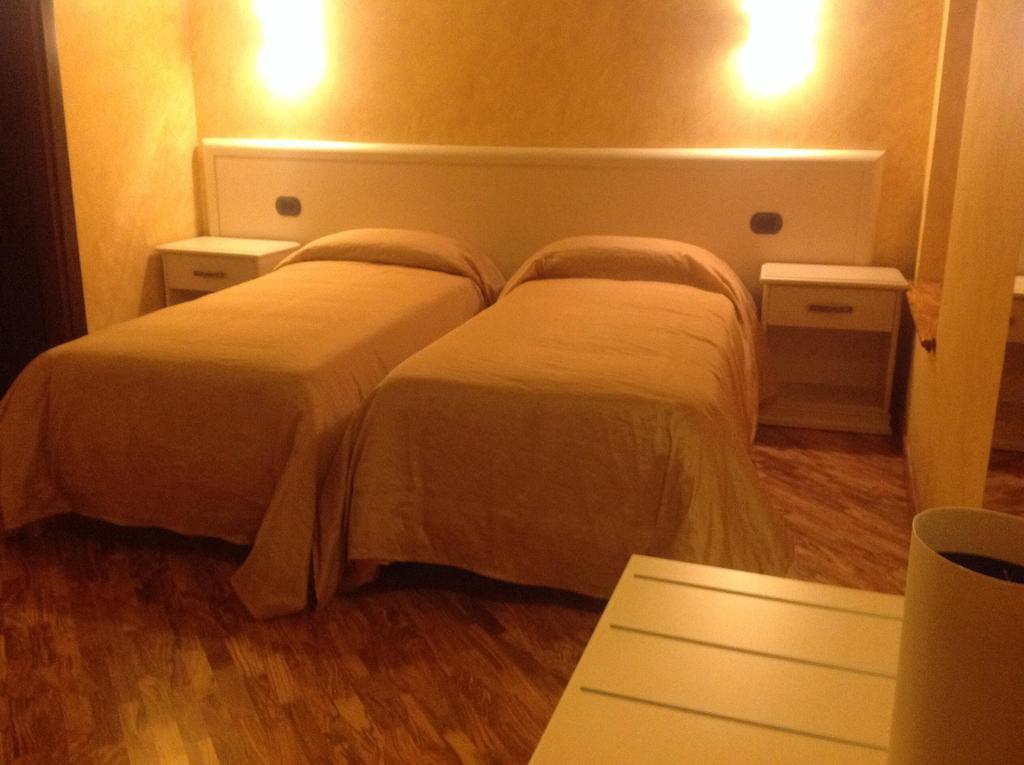 Borgo Della Longevita Bed and Breakfast Bivongi Exteriör bild