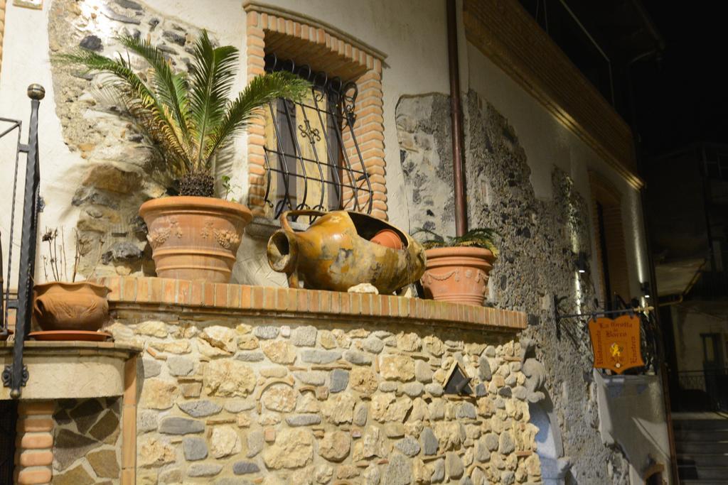 Borgo Della Longevita Bed and Breakfast Bivongi Exteriör bild