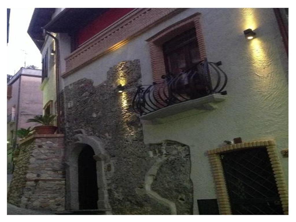 Borgo Della Longevita Bed and Breakfast Bivongi Exteriör bild